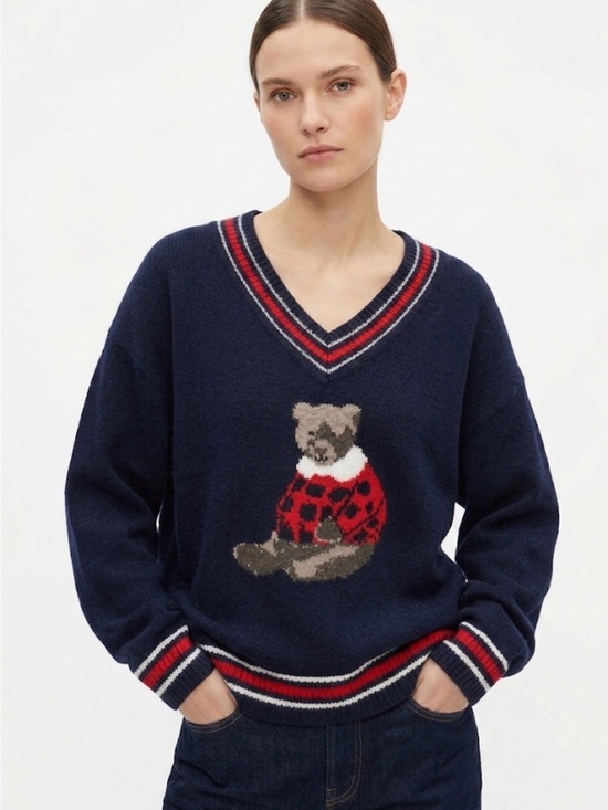 cupcakes & cashmere Sweaters - cupcakes & cashmere Navy and Red V‑Neck Oversized Teddy Bear Sweater